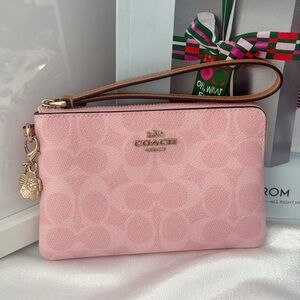 Coach Corner Zip Wristlet In Signature Canvas With Charms CEF72